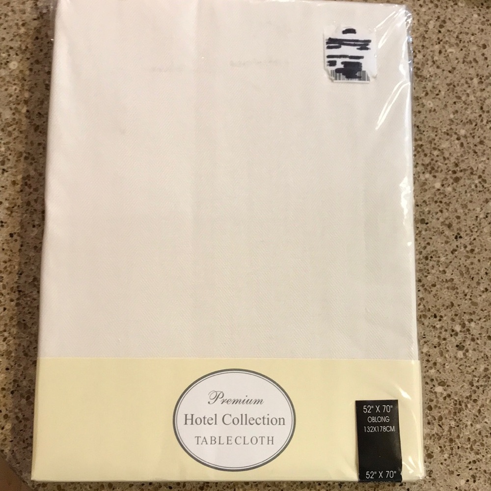 Hotel Collection Cream Tablecloth 52x70